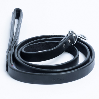 Dallas Dog Leash: Crafted from Premium Argentinean Leather