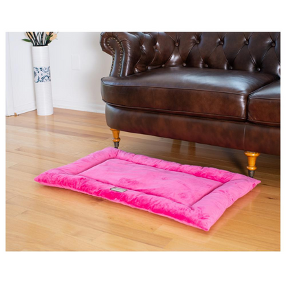 Armarkat Alfombrilla grande para cama para mascotas en rosa vibrante - Modelo M01CZH-L con cojín de relleno de poliéster de felpa para perros