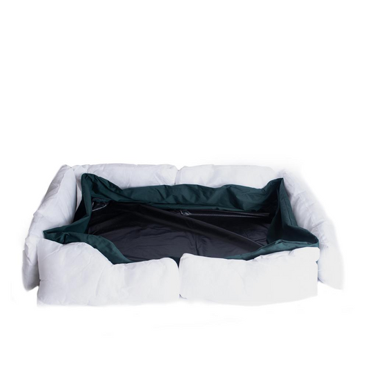 Cama reforzada extra grande para mascotas Armarkat en Laurel Green - Modelo D01FML-X