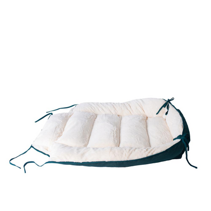 Armarkat Large Laurel Green & Ivory Pet Bed and Mat