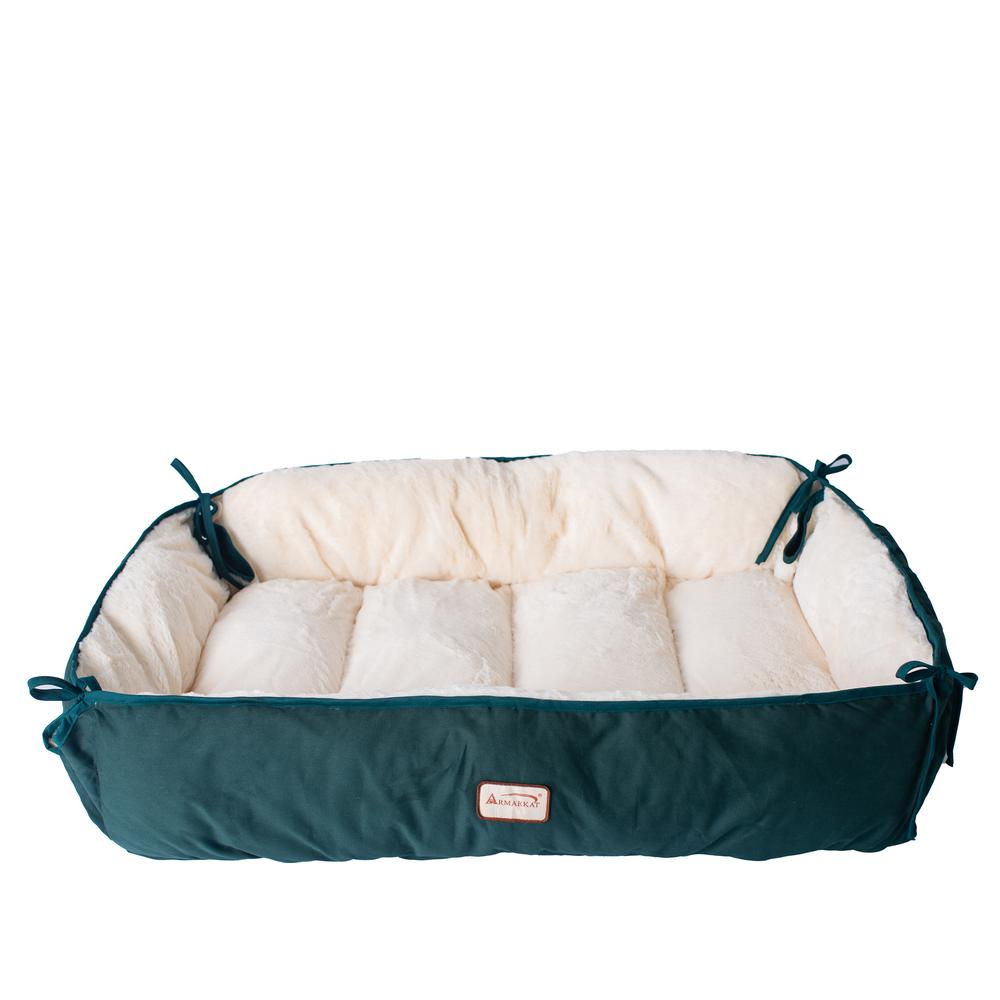 Armarkat Large Laurel Green & Ivory Pet Bed and Mat