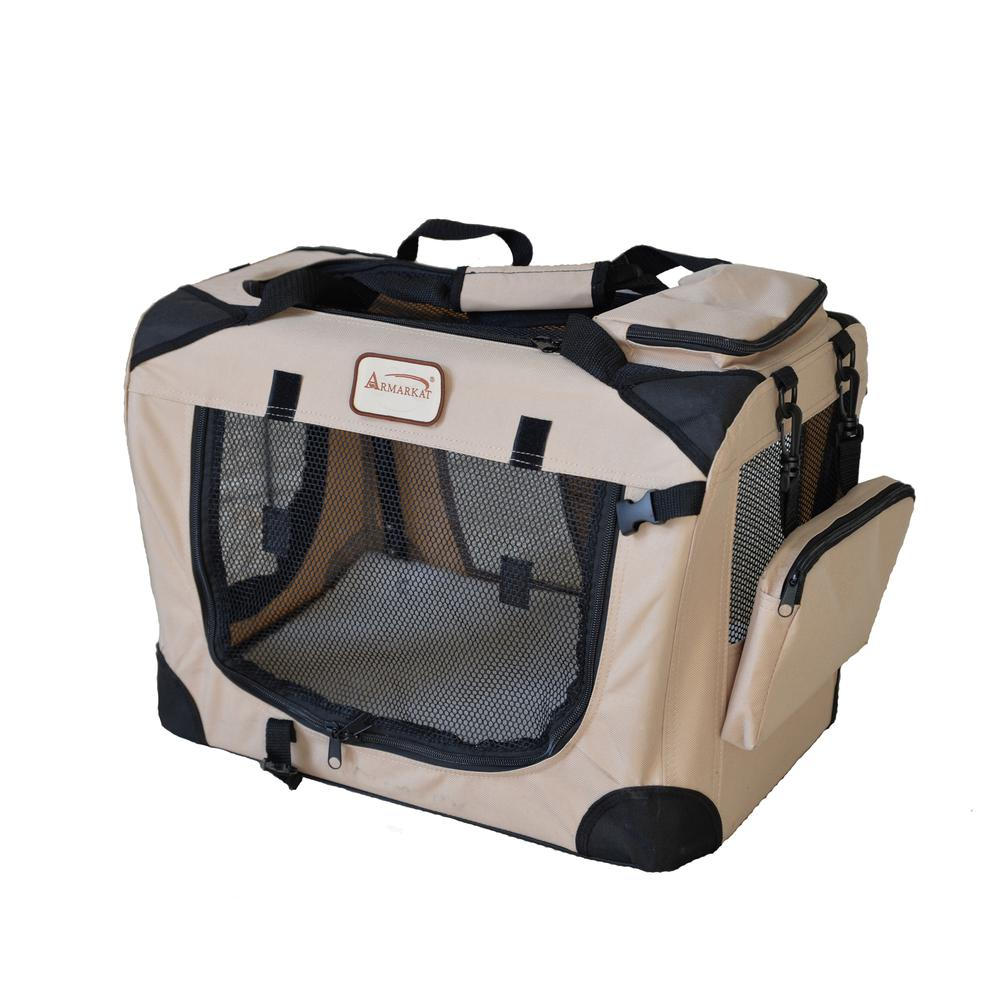 Transportín para mascotas Armarkat en color beige, modelo PC201B, con múltiples bolsillos